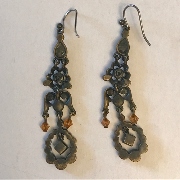 Liz Claiborne earrings - Picture 2 of 2